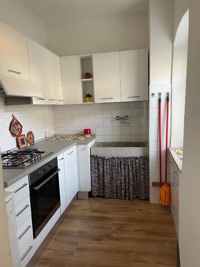 Casa Zanoni Apartment Torbole Sul Garda Bagian luar foto