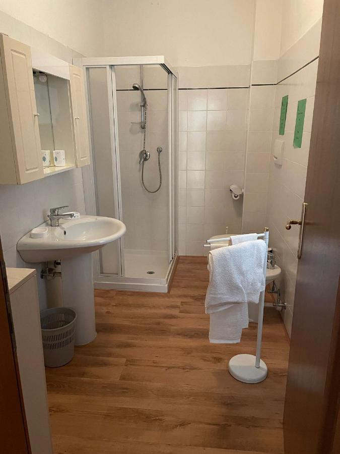 Casa Zanoni Apartment Torbole Sul Garda Bagian luar foto