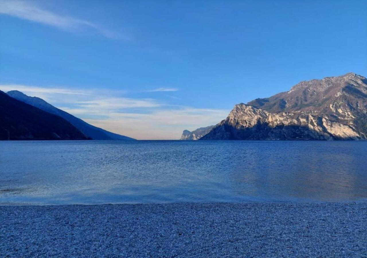 Casa Zanoni Apartment Torbole Sul Garda Bagian luar foto