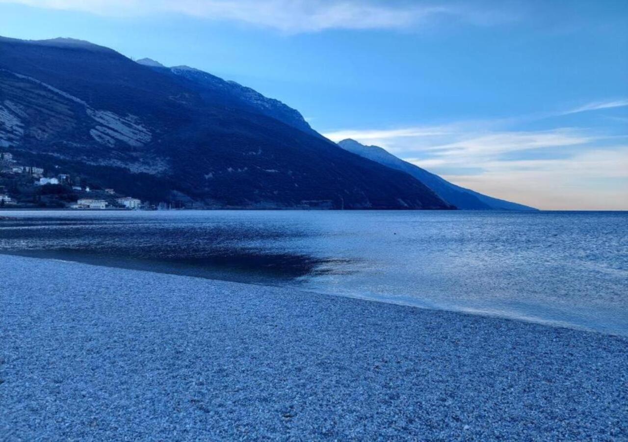 Casa Zanoni Apartment Torbole Sul Garda Bagian luar foto